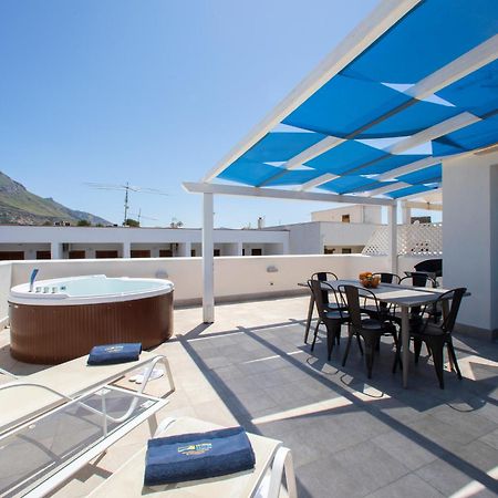 Itaca E Medea - Appartamenti Con Idromassaggio In Terrazza San Vito Lo Capo Eksteriør billede
